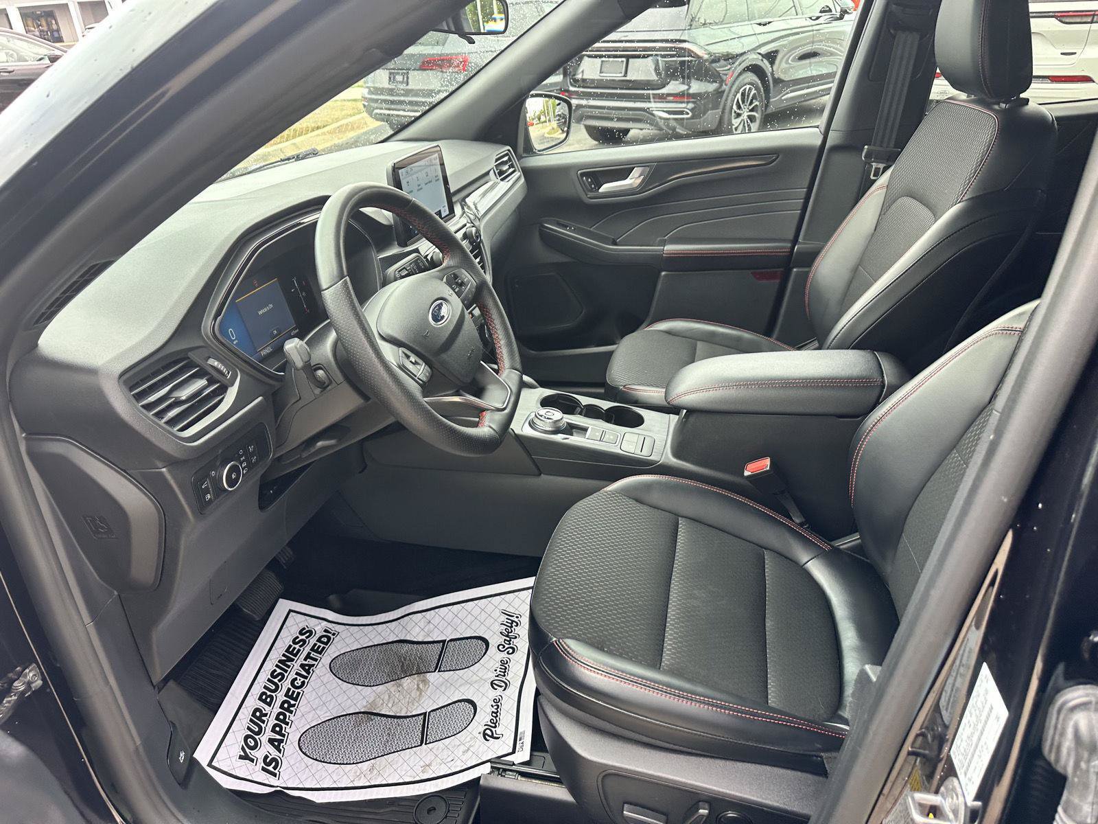 Used 2025 Ford Escape ST-Line Select AWD/4WD image 20