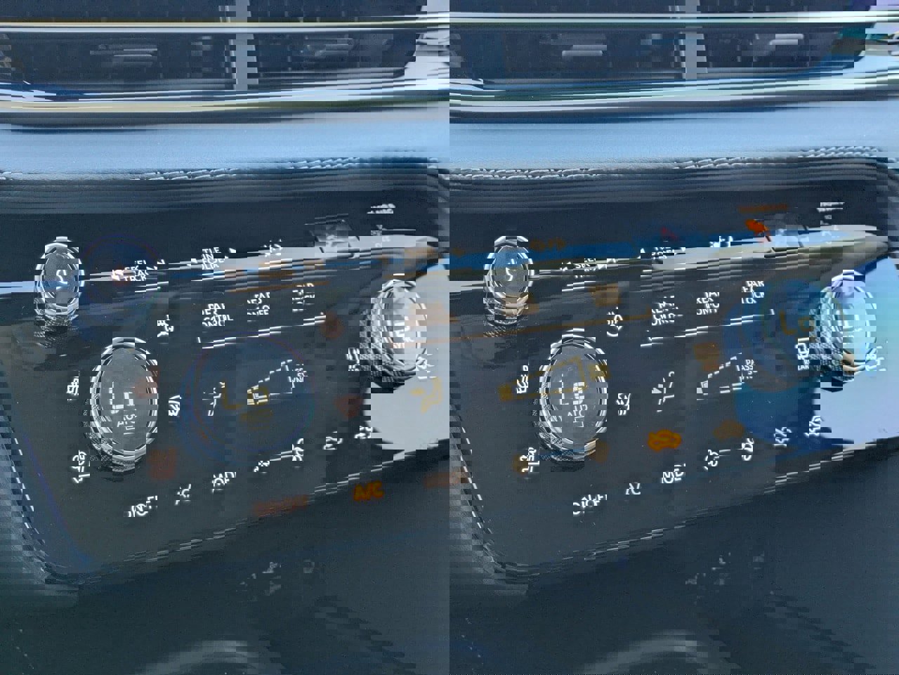 New 2026 INFINITI QX60 Luxe w/ Cargo Package image 18