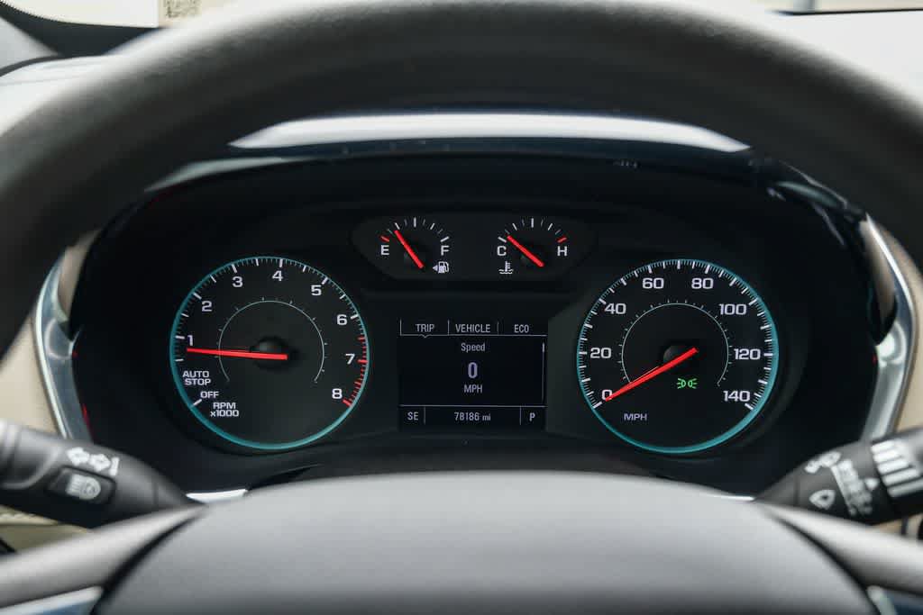 Used 2022 Chevrolet Traverse LS FWD image 24