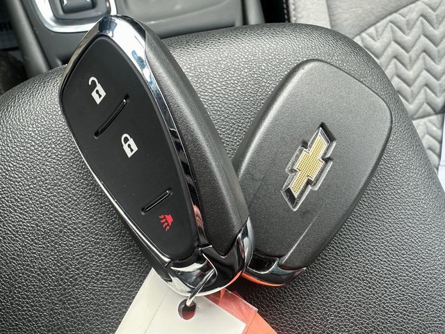 Used 2023 Chevrolet Equinox LT image 35