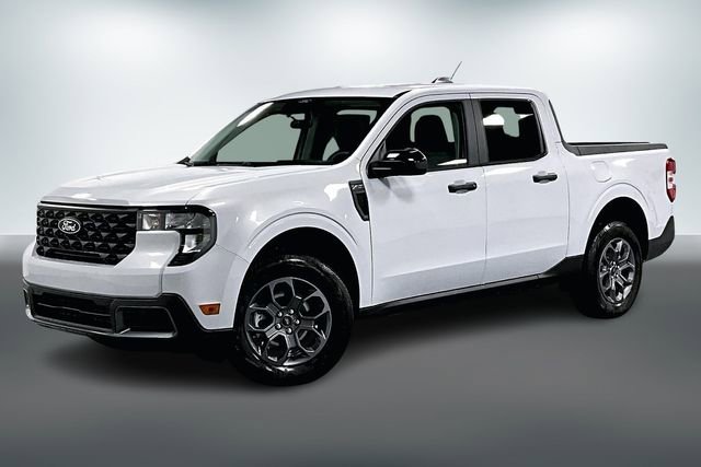 New 2026 Ford Maverick XLT w/ Equipment Group 301A AWD/4WD image 2