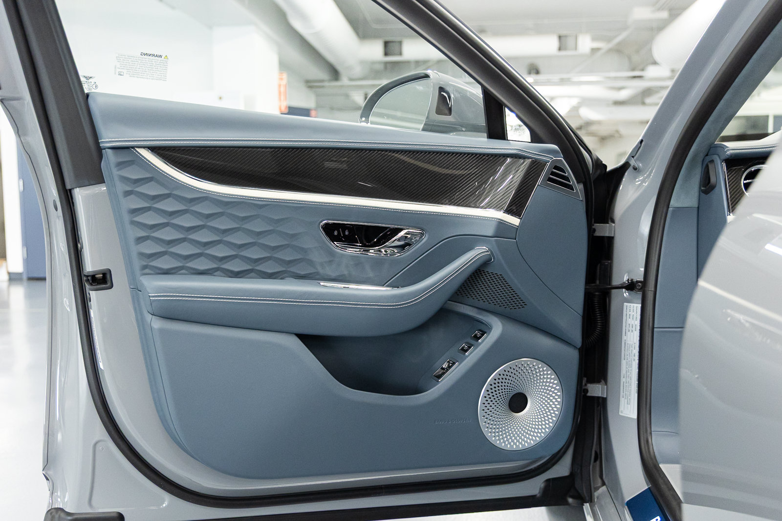 New 2026 Bentley Flying Spur Plug-In Hybrid AWD/4WD image 24