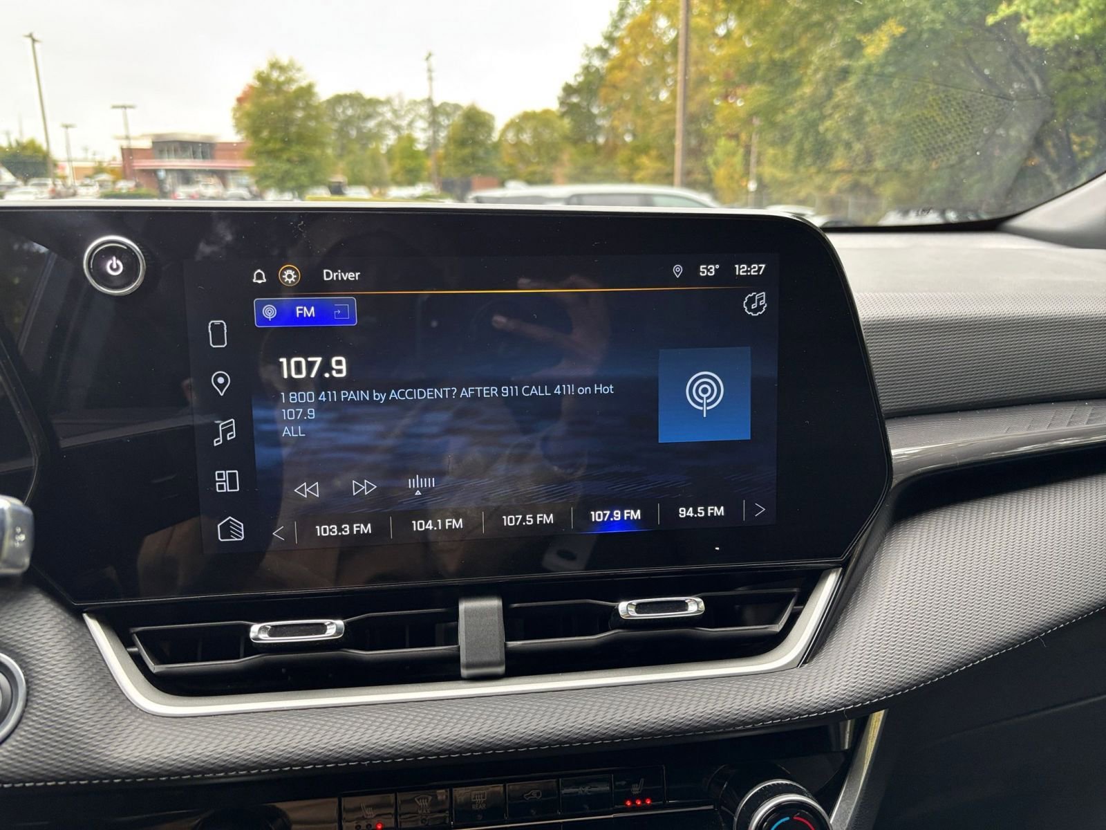 Used 2025 Chevrolet Equinox LT image 21