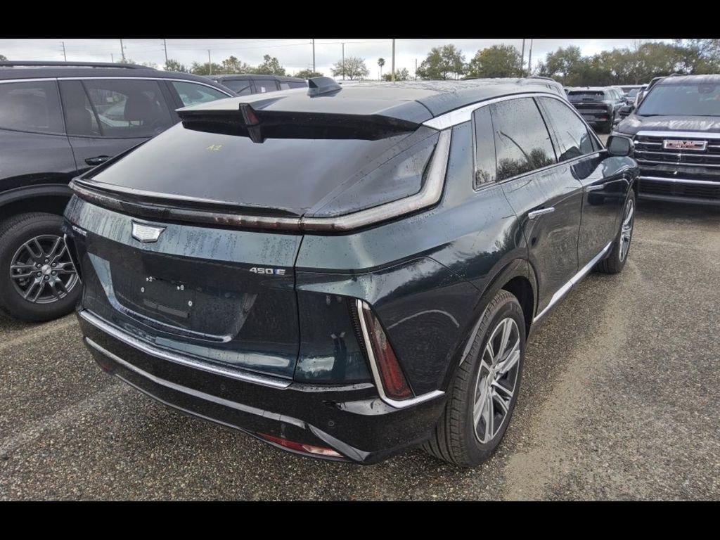 Used 2025 Cadillac Lyriq Luxury image 9