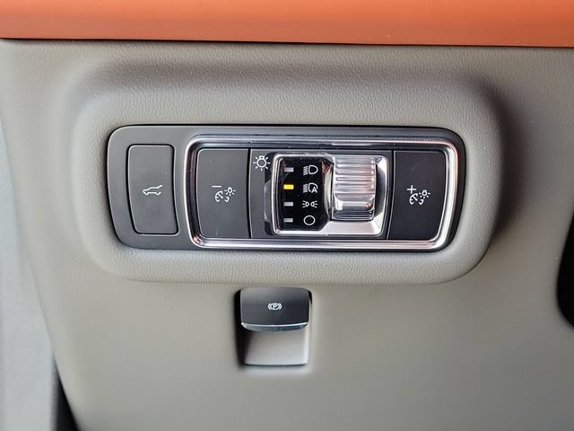Used 2024 Lincoln Nautilus Black Label w/ Jet Appearance Package (87T) AWD/4WD image 32