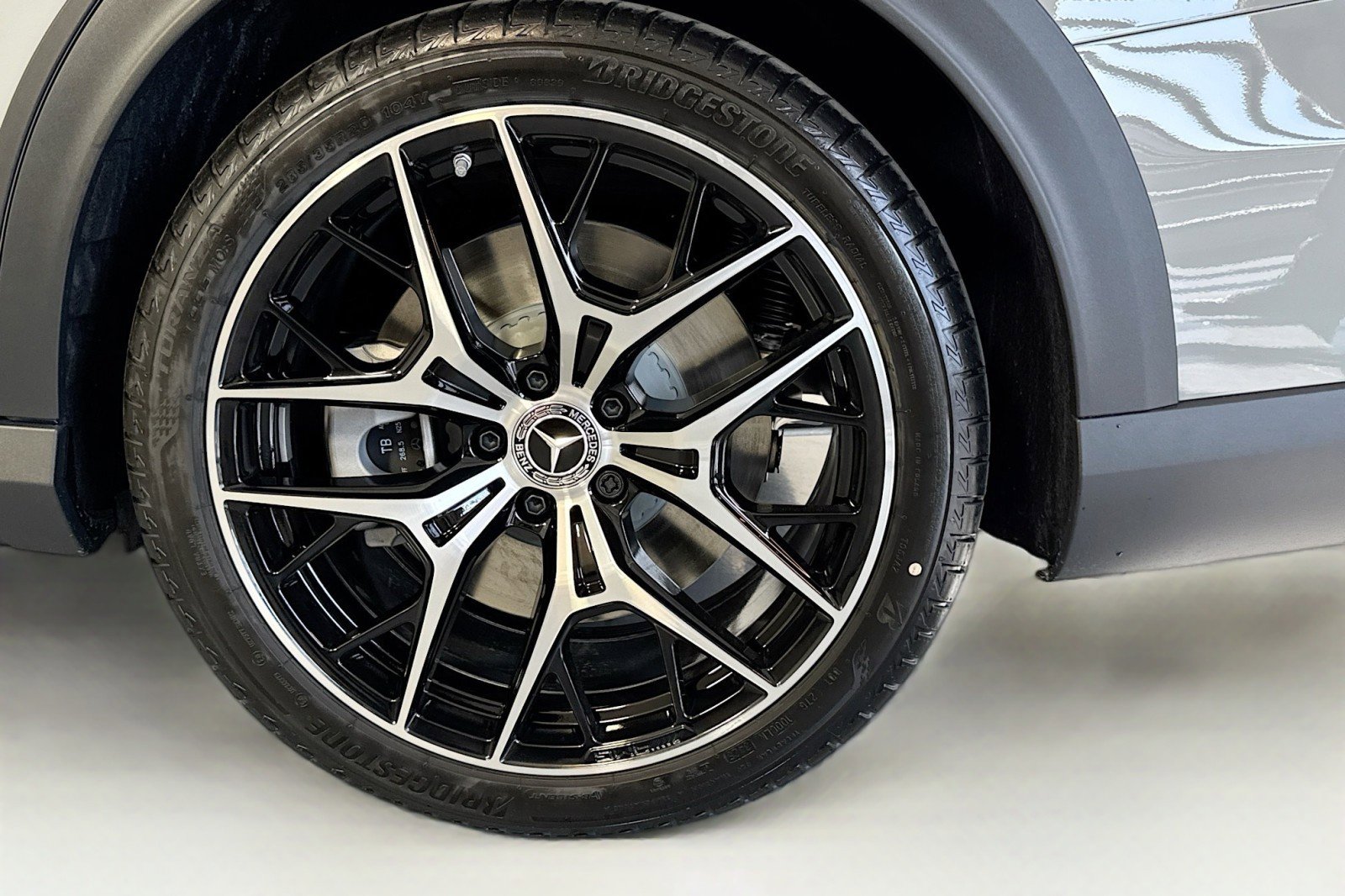 New 2026 Mercedes-Benz E 450 4MATIC All-Terrain Wagon image 29