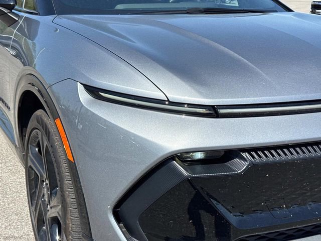 Used 2026 Chevrolet Equinox EV RS FWD image 10