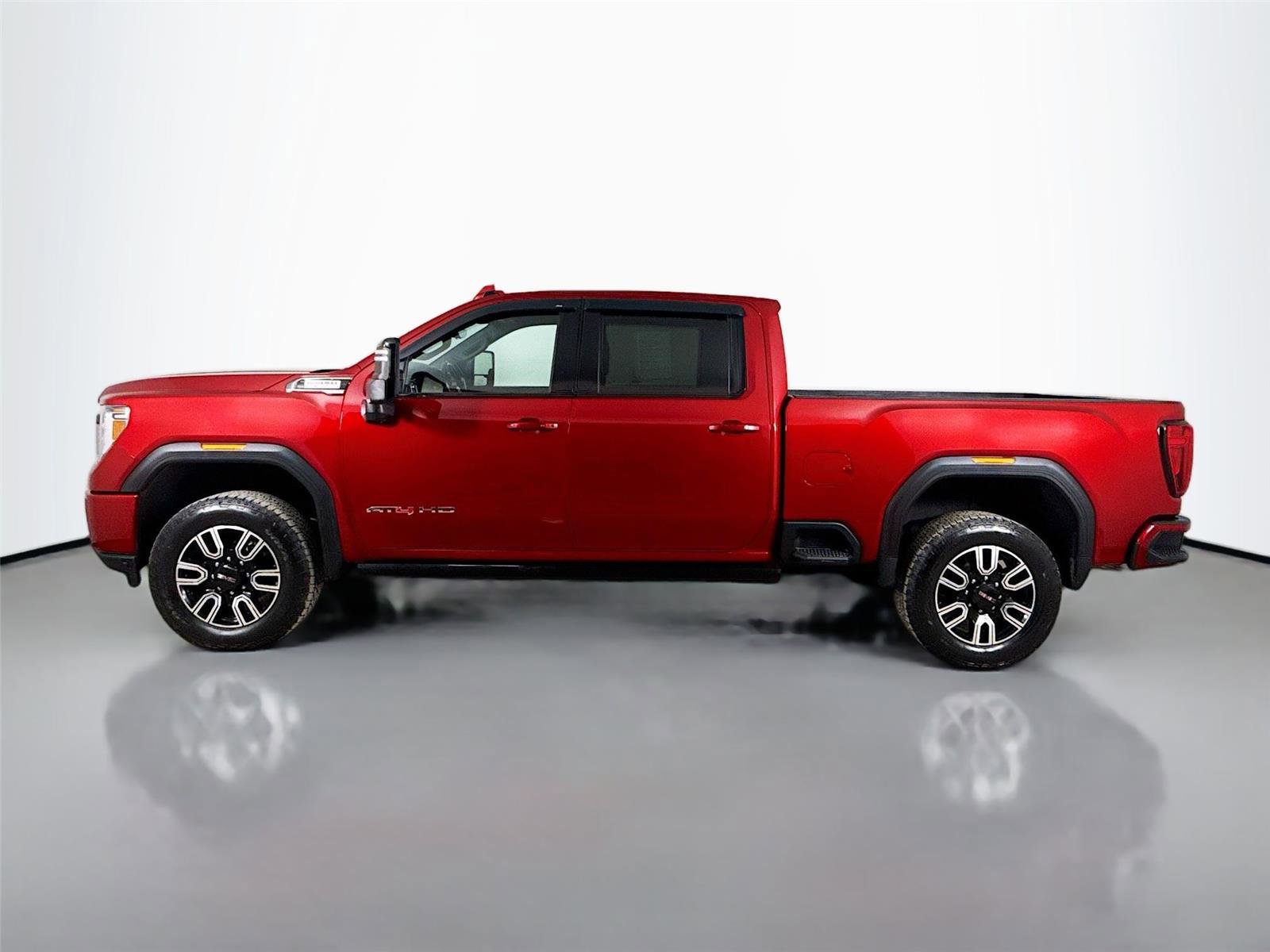 Used 2022 GMC Sierra 2500 AT4 w/ AT4 Premium Plus Package AWD/4WD image 6
