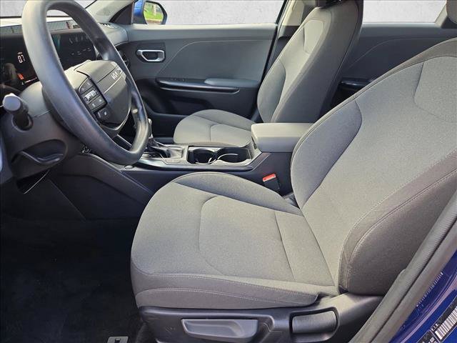 Used 2025 Kia K4 FWD image 15