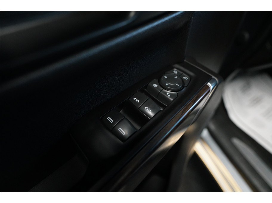 Used 2020 GMC Sierra 1500 SLT AWD/4WD image 16