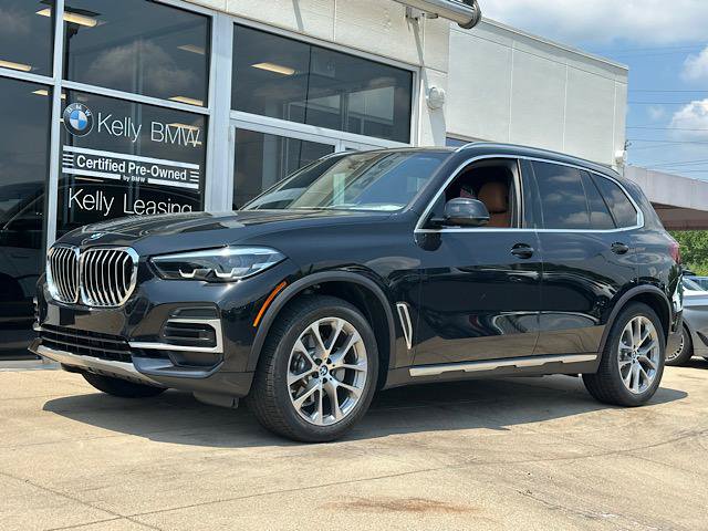 Used 2023 BMW X5 xDrive40i w/ Premium Package AWD/4WD image 4