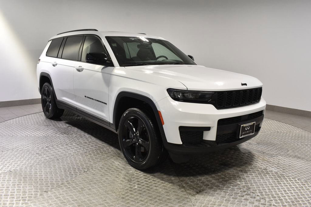 Used 2023 Jeep Grand Cherokee L Laredo image 7