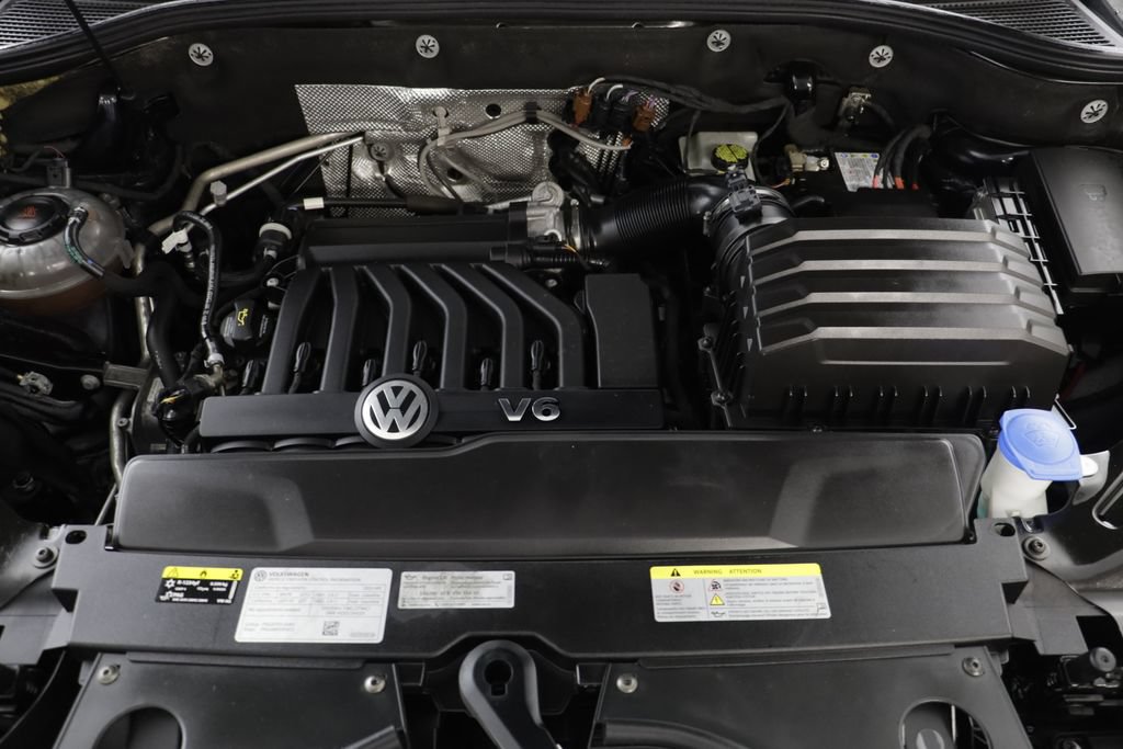 Used 2023 Volkswagen Atlas Cross Sport SE w/ Black Wheel Package FWD image 22