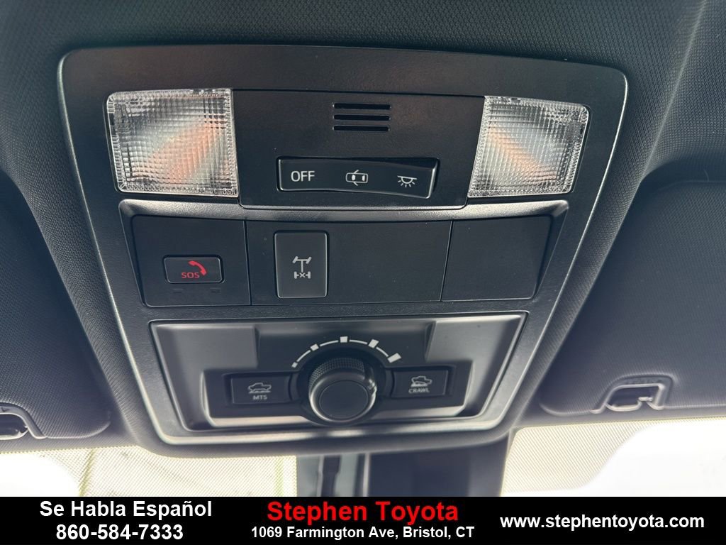 Used 2022 Toyota Tacoma TRD Off-Road w/ Technology Package image 22