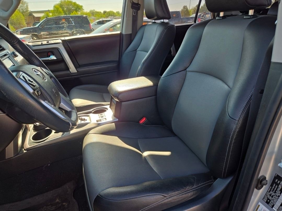 Used 2016 Toyota 4Runner SR5 Premium AWD/4WD image 15