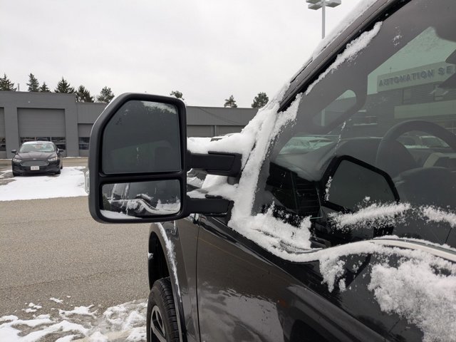 Used 2015 Ford F150 Platinum w/ Equipment Group 701A Luxury image 15