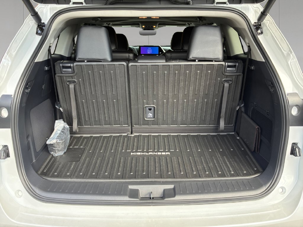 New 2026 Toyota Highlander Limited AWD/4WD image 20