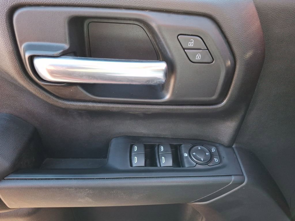 Used 2019 Chevrolet Silverado 1500 Custom Trail Boss w/ Custom Convenience Package image 18