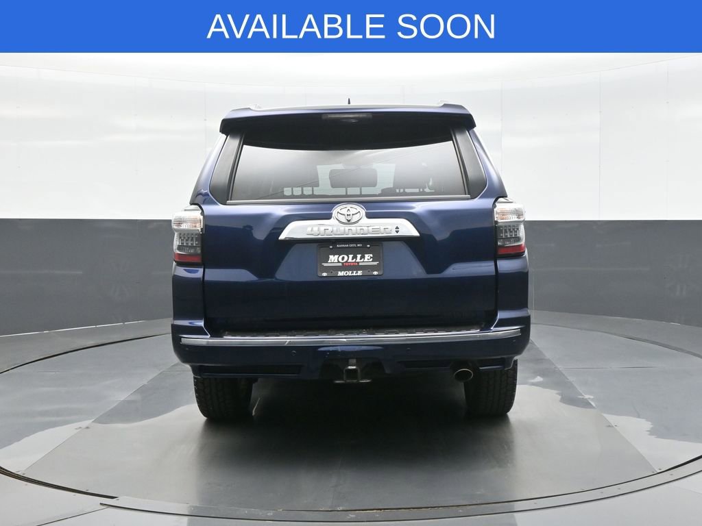 Used 2016 Toyota 4Runner Limited AWD/4WD image 6