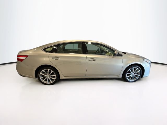 Used 2015 Toyota Avalon XLE Touring FWD image 7