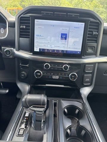 Used 2021 Ford F150 Lariat RWD image 13