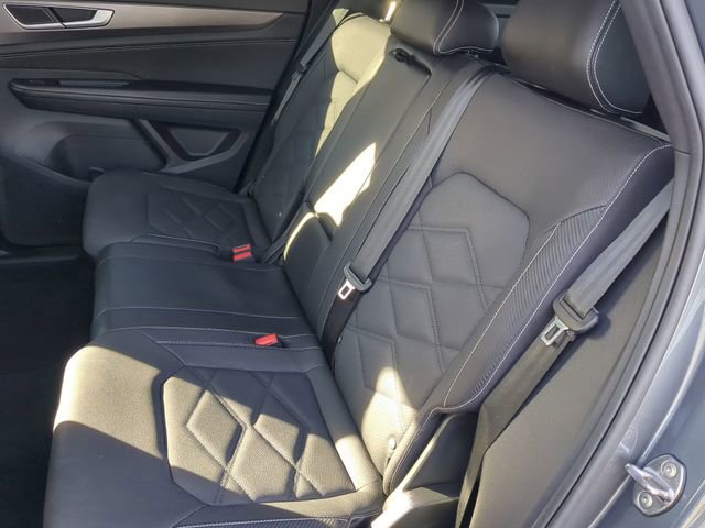 Certified 2024 Volkswagen Atlas Cross Sport SE image 18