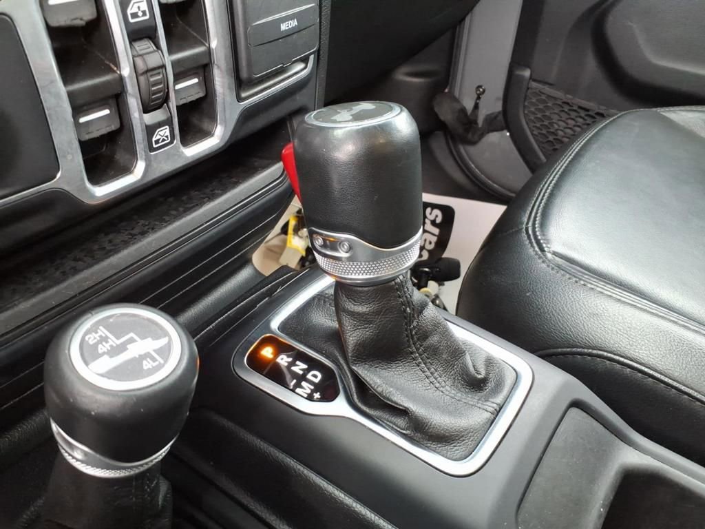 Used 2021 Jeep Wrangler Unlimited Sahara image 13