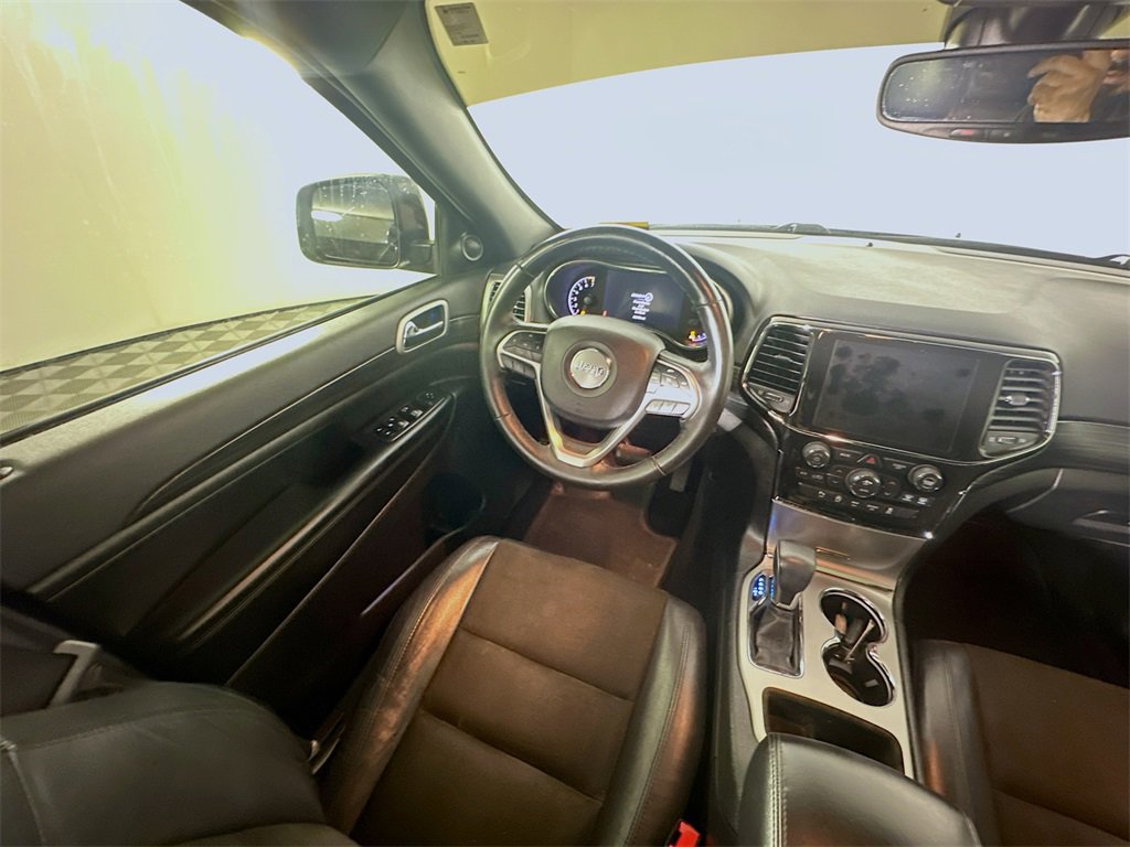 Used 2019 Jeep Grand Cherokee Altitude image 9