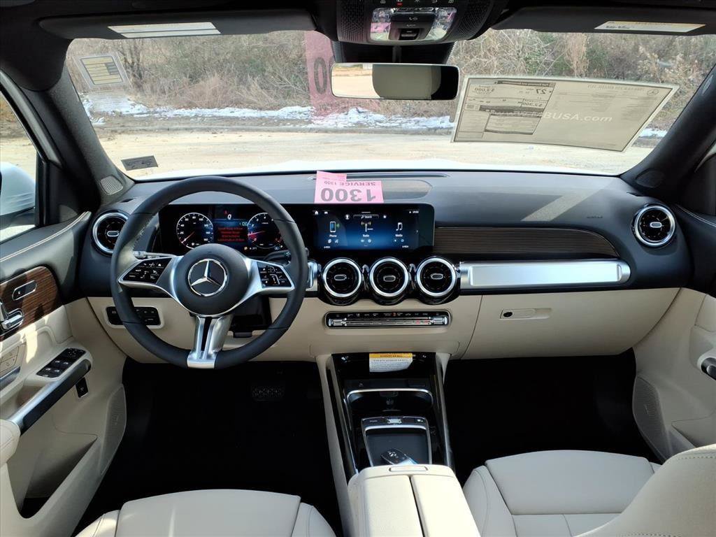 New 2026 Mercedes-Benz GLB 250 4MATIC image 23