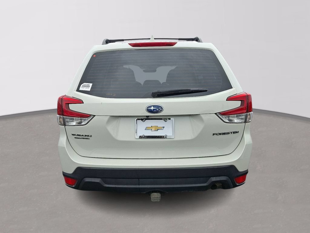 Used 2023 Subaru Forester AWD/4WD image 5