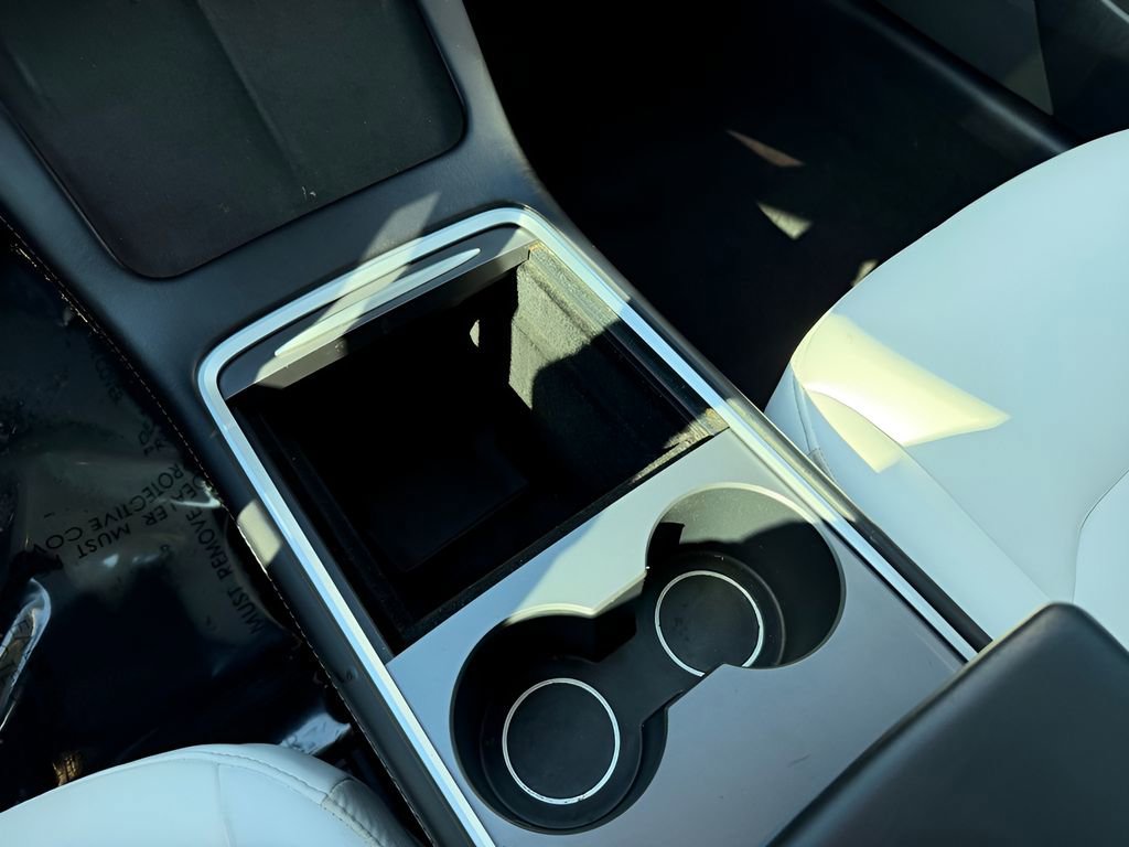 Used 2021 Tesla Model 3 Performance image 20