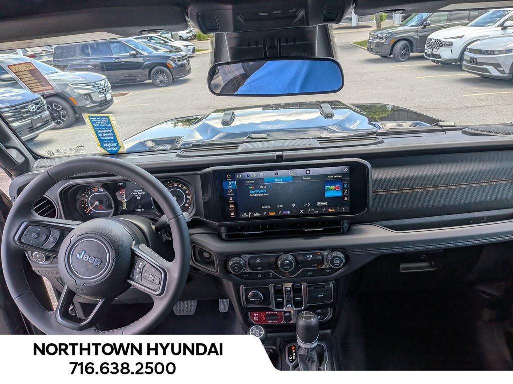 Used 2026 Jeep Gladiator Mojave AWD/4WD image 6