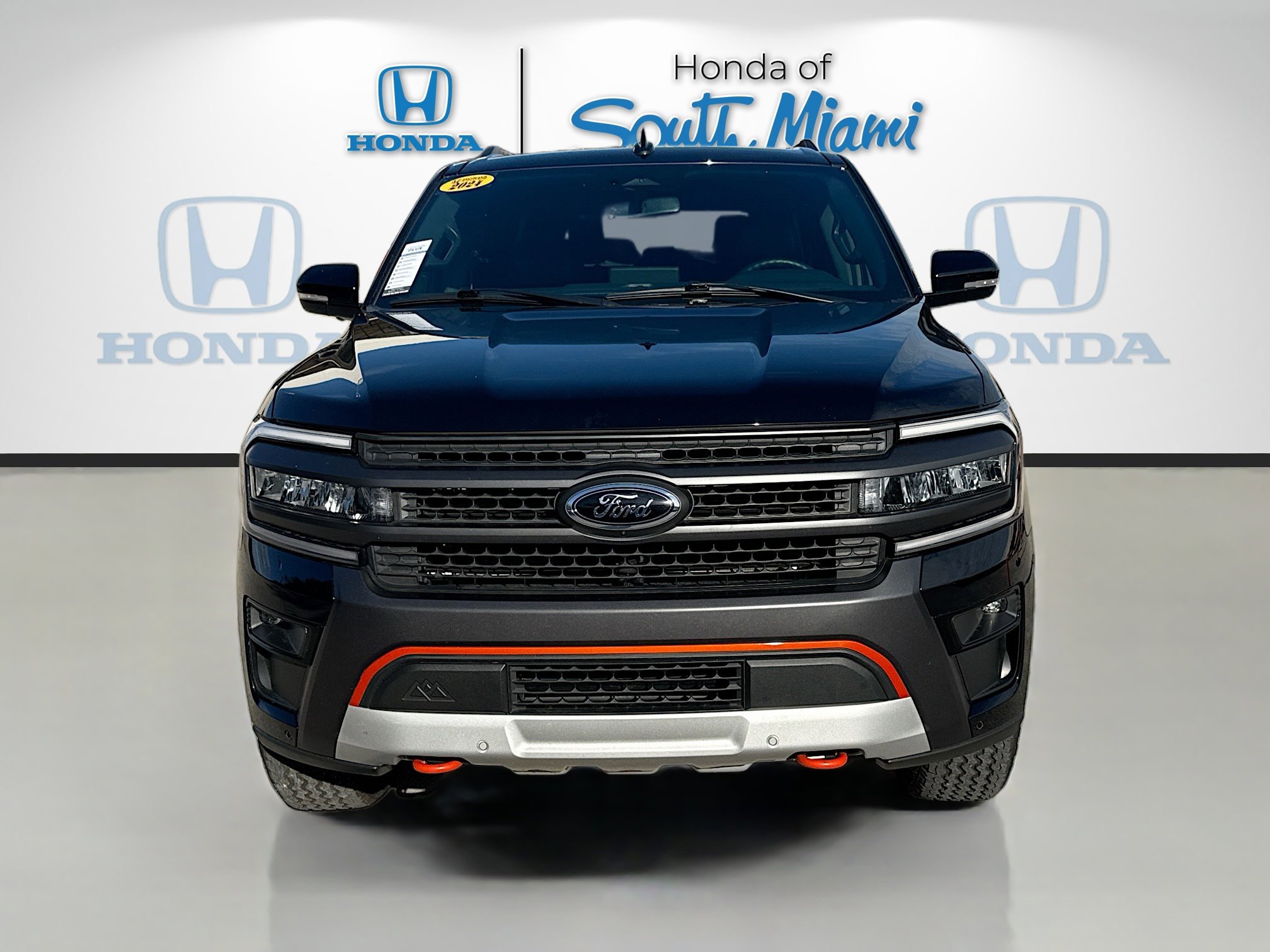 Used 2024 Ford Expedition Timberline image 2