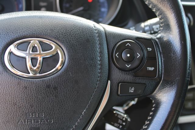 Used 2017 Toyota Corolla iM w/ Carpet Mat Package FWD image 16