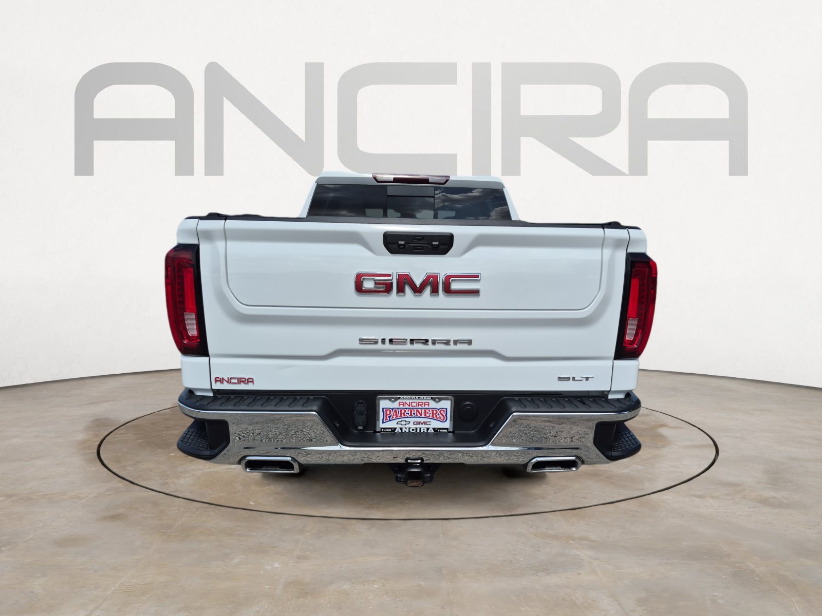Used 2023 GMC Sierra 1500 SLT AWD/4WD image 9