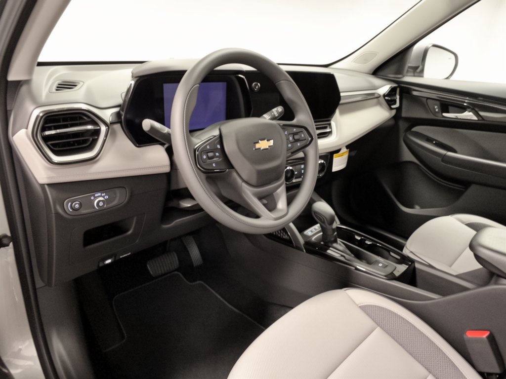 New 2026 Chevrolet TrailBlazer LT w/ Driver Confidence Package FWD image 4