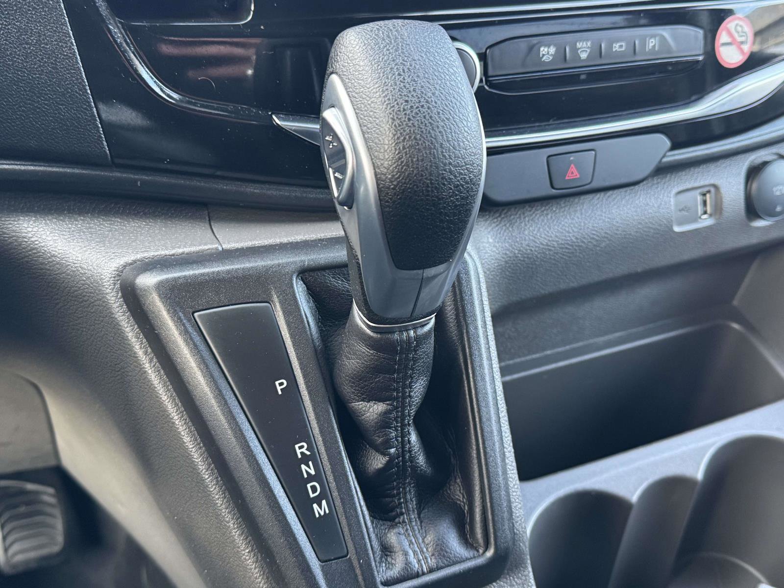 Used 2023 Ford Transit 350 XLT image 28