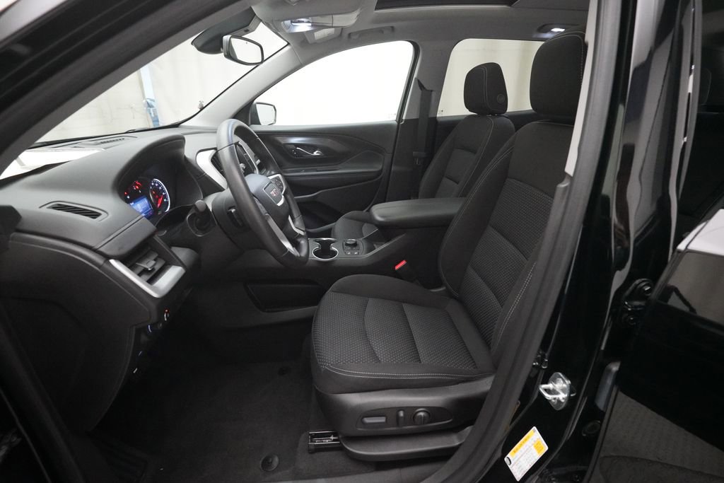 Used 2022 GMC Terrain SLE w/ Driver Convenience Package image 7