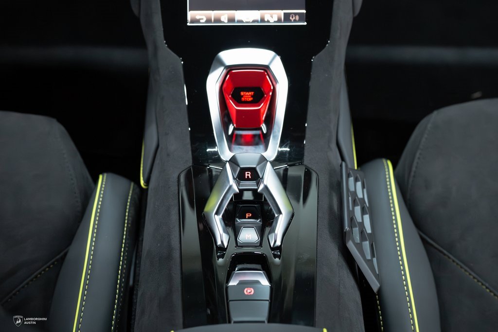 Used 2024 Lamborghini Huracan Sterrato image 30
