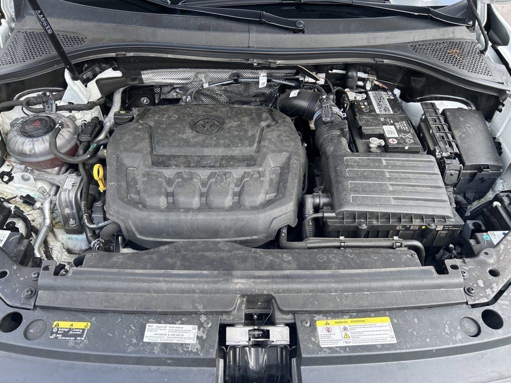 Certified 2023 Volkswagen Tiguan SE w/ Panoramic Sunroof Package FWD image 10