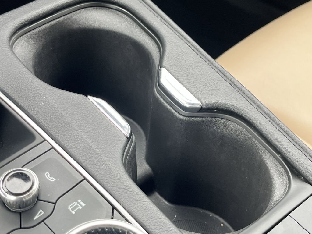 Certified 2024 Cadillac XT4 Premium Luxury image 47