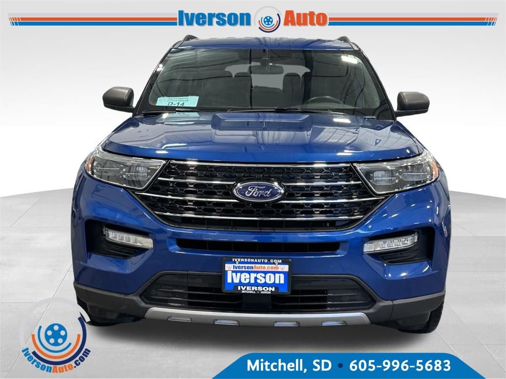 Used 2020 Ford Explorer XLT w/ Equipment Group 202A image 3