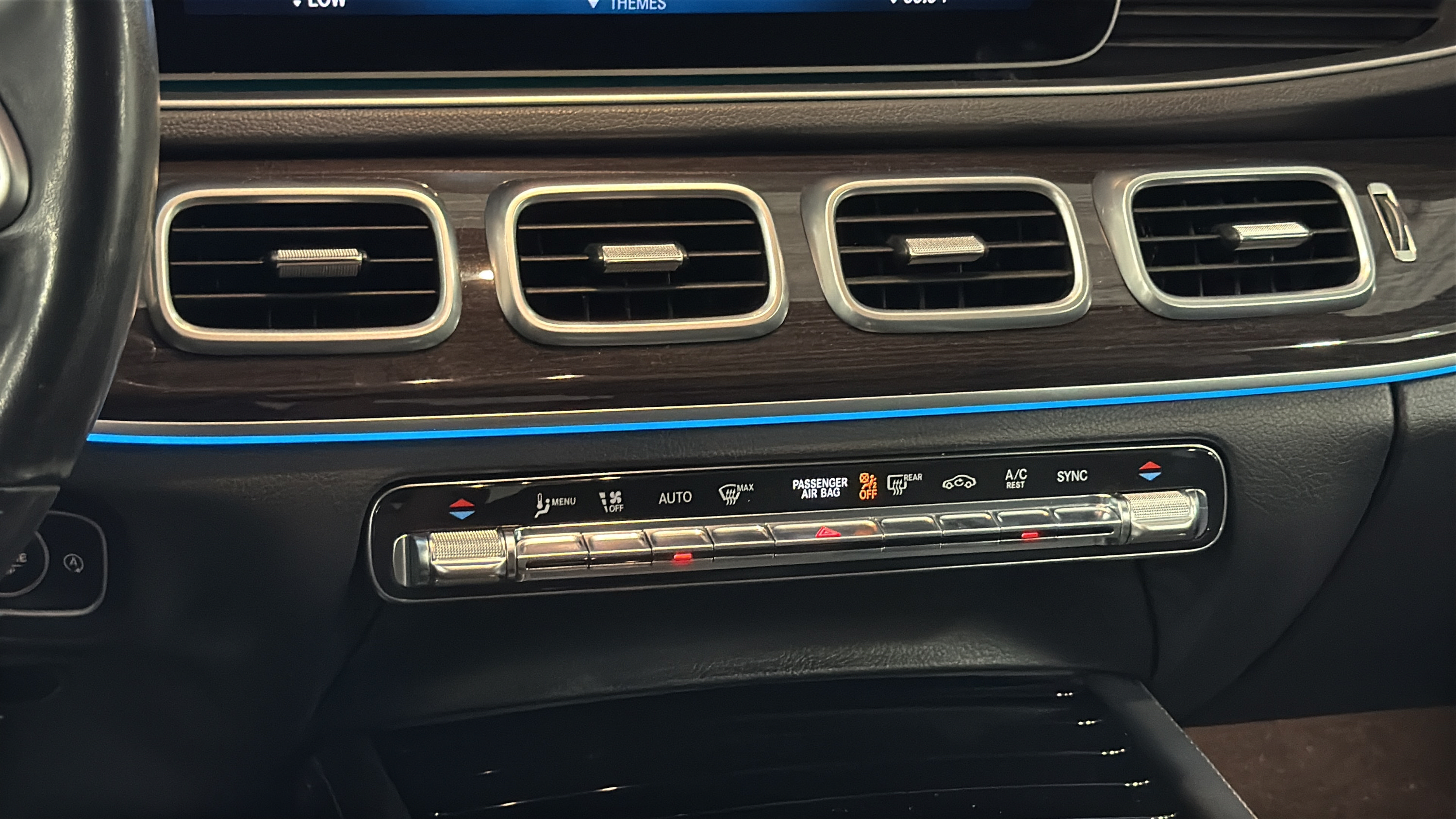 Certified 2020 Mercedes-Benz GLE 350 4MATIC image 35