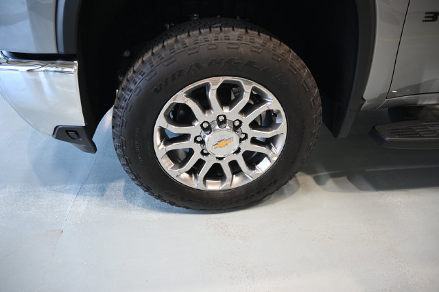 New 2026 Chevrolet Silverado 3500 LTZ w/ LTZ Premium Package AWD/4WD image 37