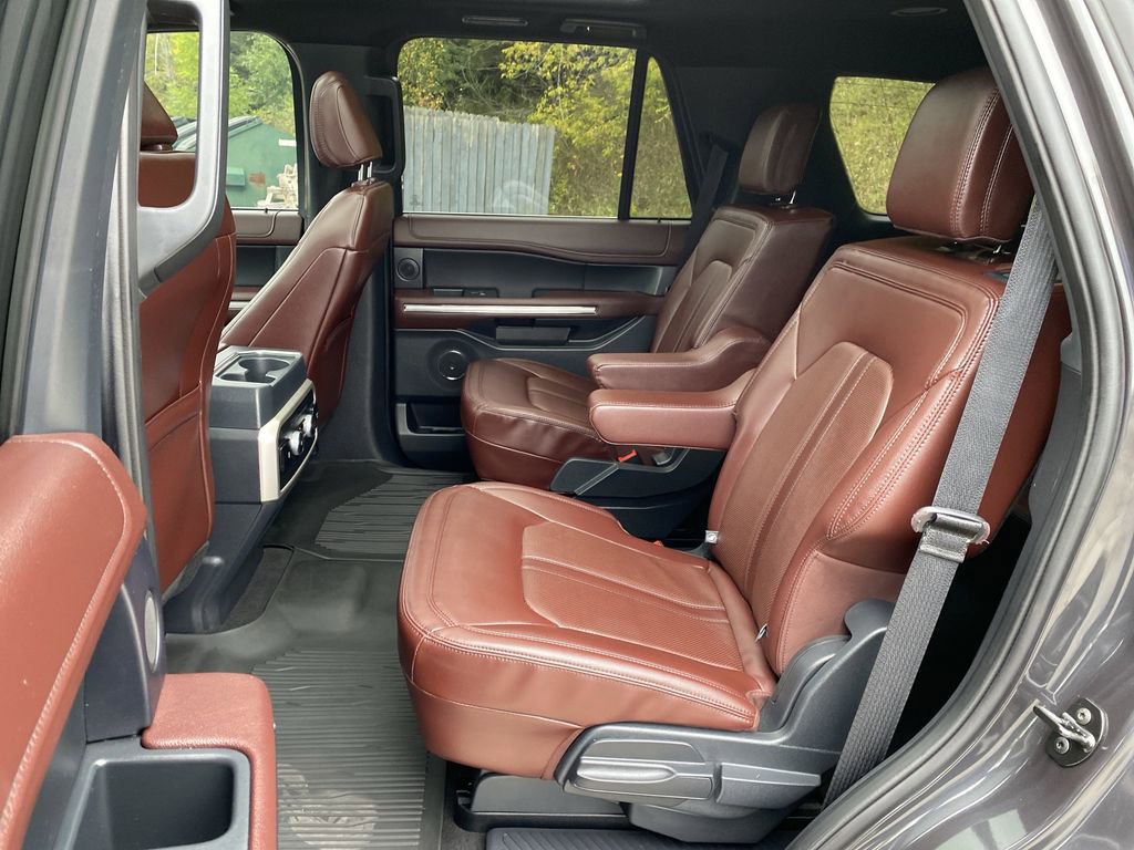 Certified 2024 Ford Expedition Limited image 41