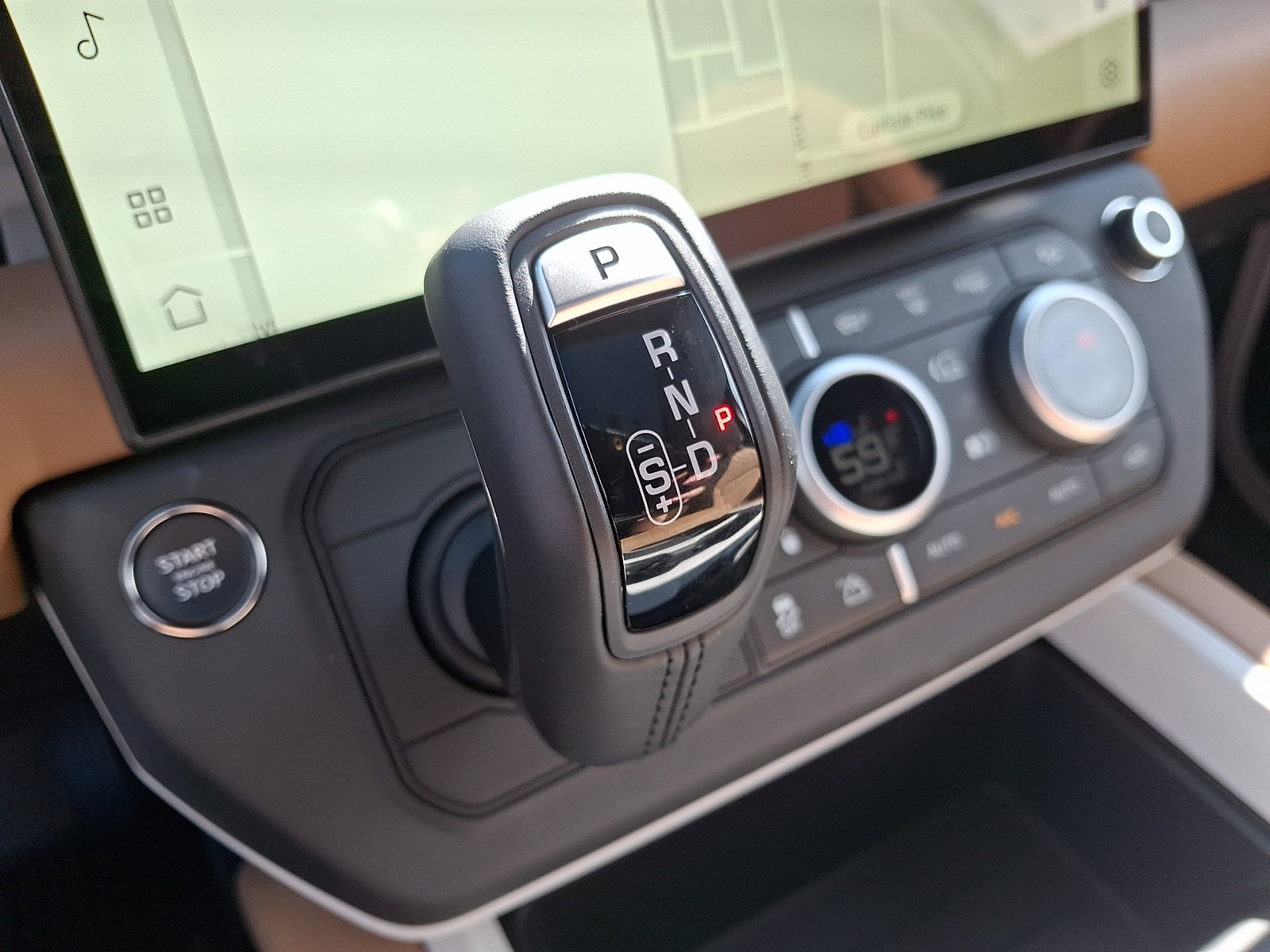 New 2026 Land Rover Defender 110 X-Dynamic SE AWD/4WD image 13