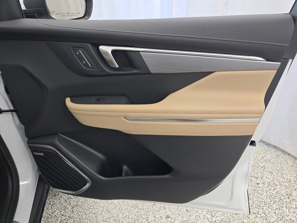 New 2026 Buick Enclave Preferred w/ LPO, Floor Liner Package image 6
