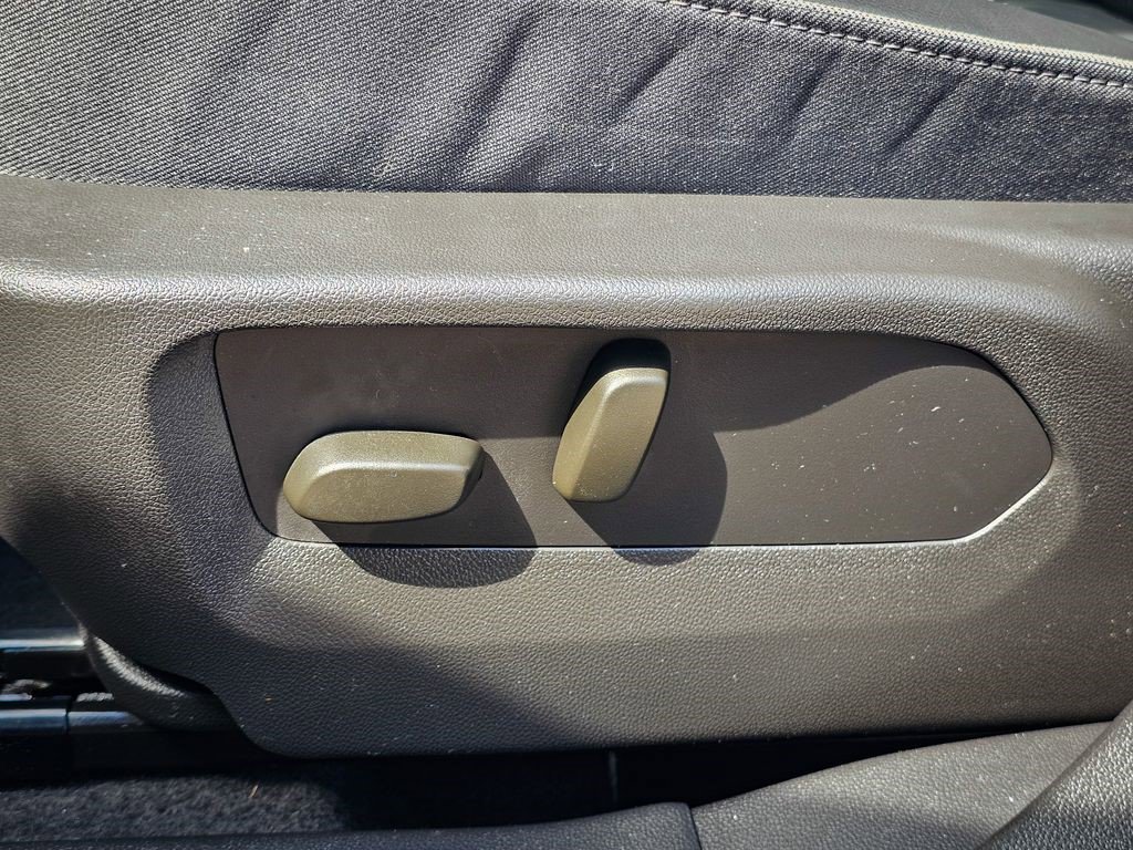 Certified 2023 Buick Envision Essence image 16