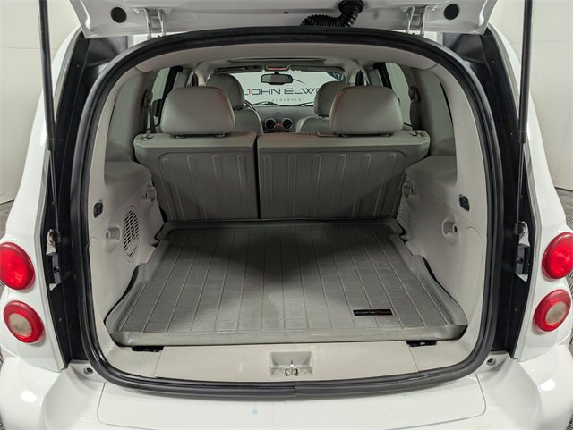 Used 2009 Chevrolet HHR LT w/ LT Preferred Equipment Group image 5