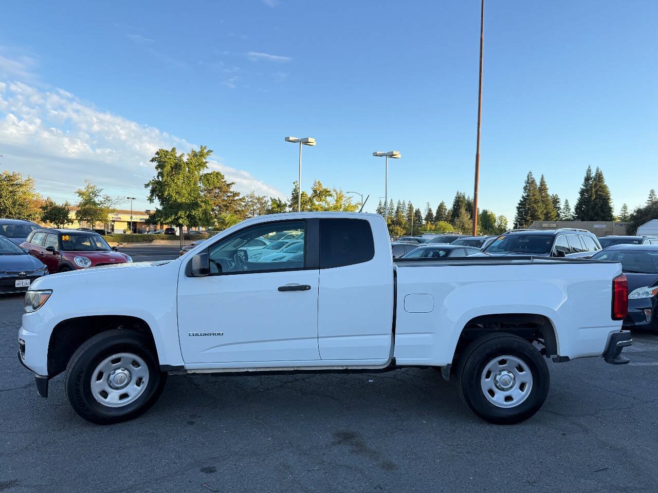 Used 2015 Chevrolet Colorado W/T w/ WT Convenience Package RWD image 5
